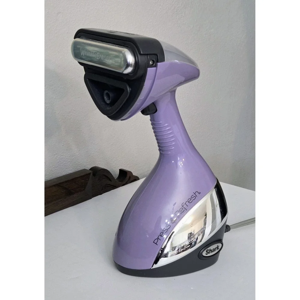 Shark GS500NN 11 Press & Refresh Garment Clothing Steamer Wrinkle Eraser 1580W